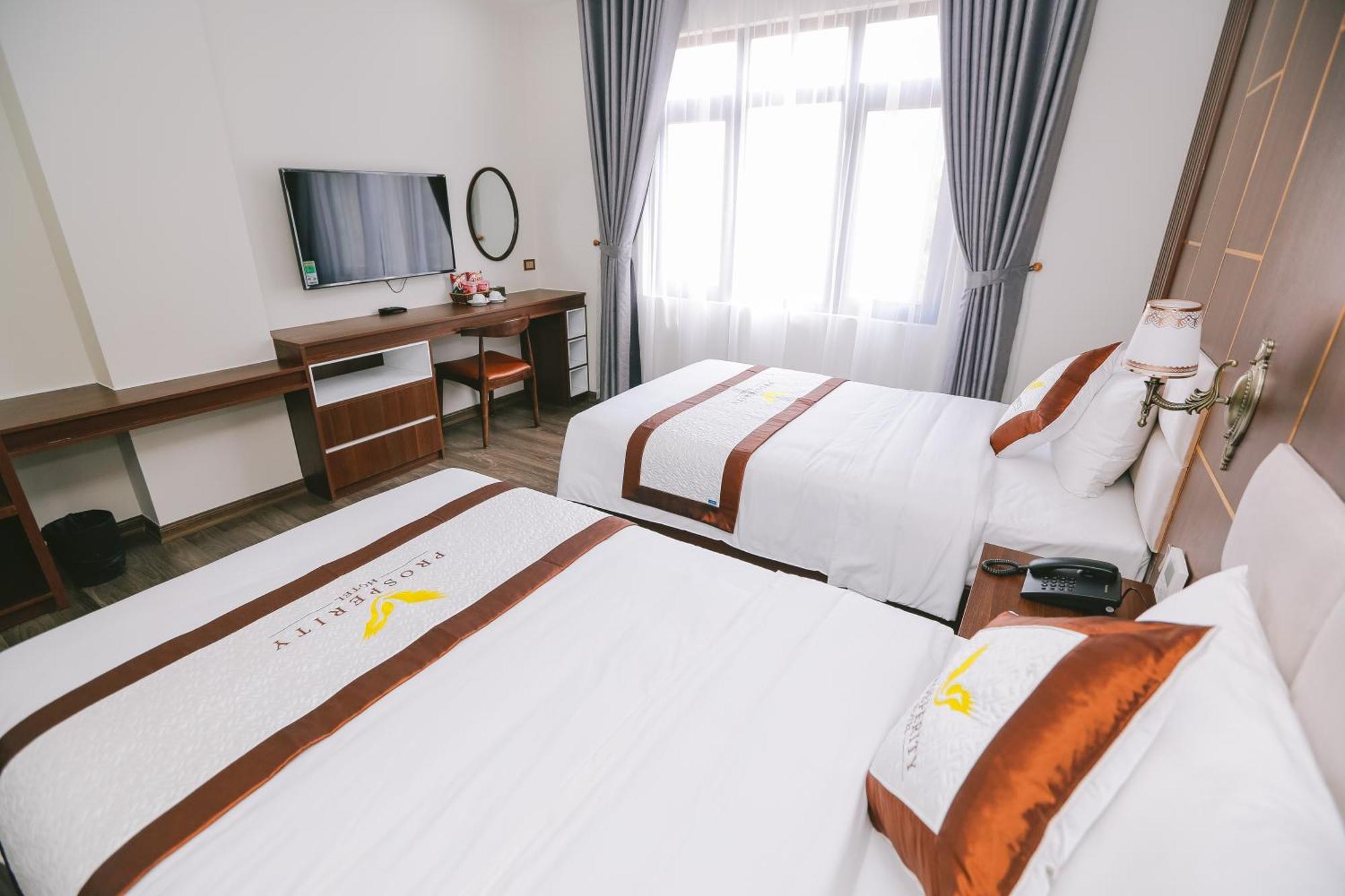 Prosperity Boutique Halong Hotel & Restaurent 하롱 외부 사진