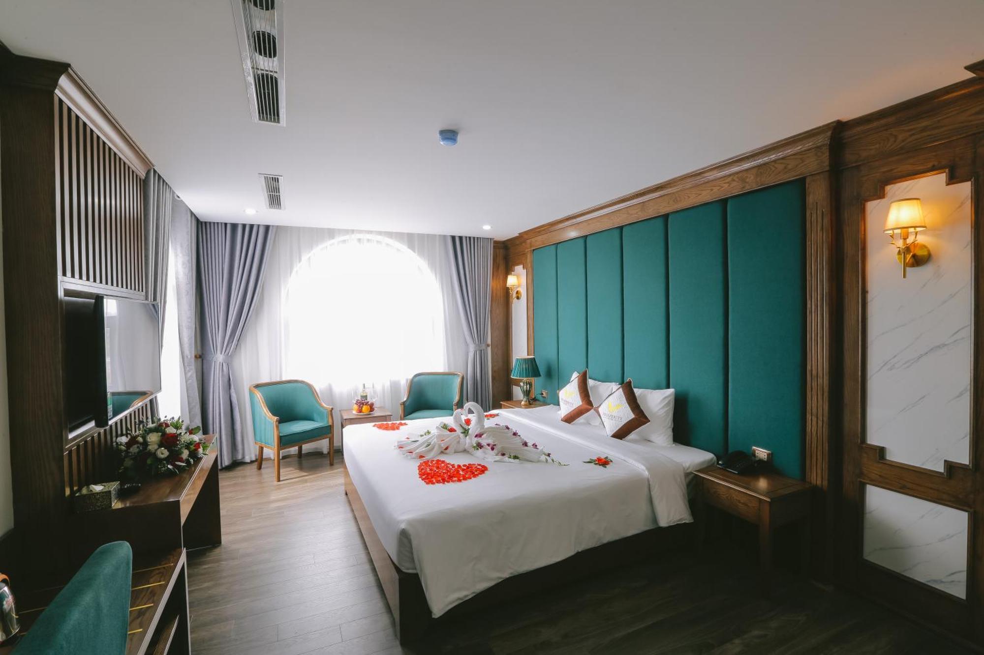 Prosperity Boutique Halong Hotel & Restaurent 하롱 외부 사진
