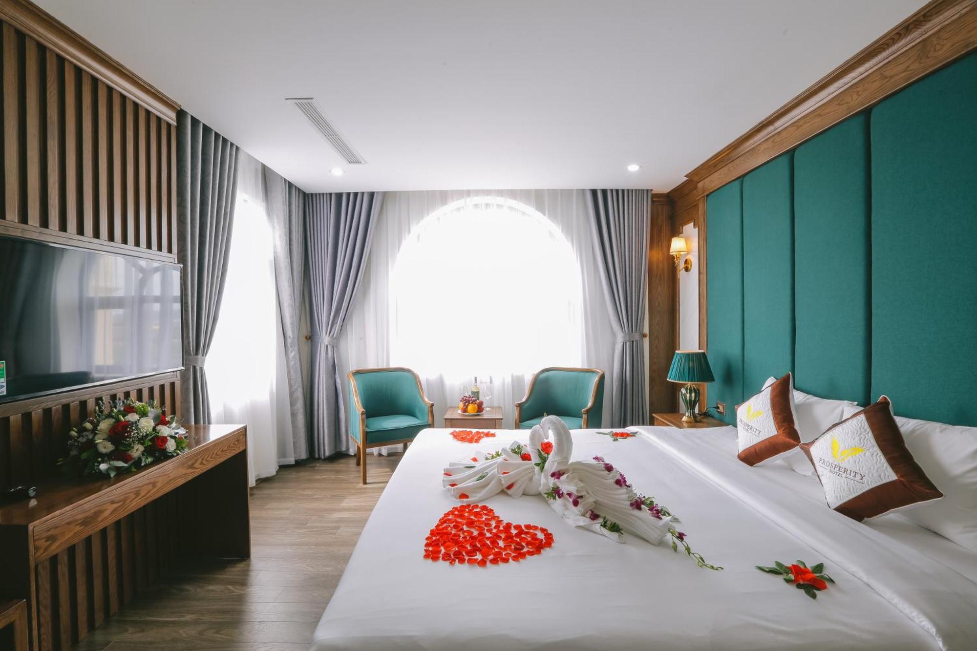Prosperity Boutique Halong Hotel & Restaurent 하롱 외부 사진